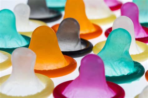 Blowjob ohne Kondom gegen Aufpreis Sex Dating Quievrain